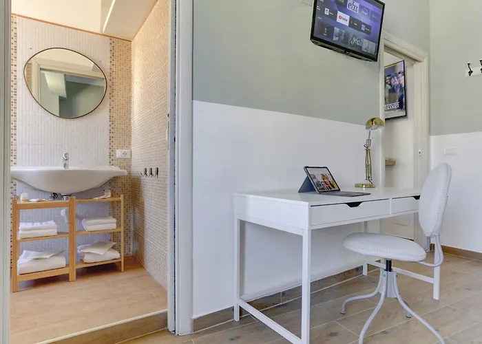 Furio Camillo - Metro A - Netflix Appartement